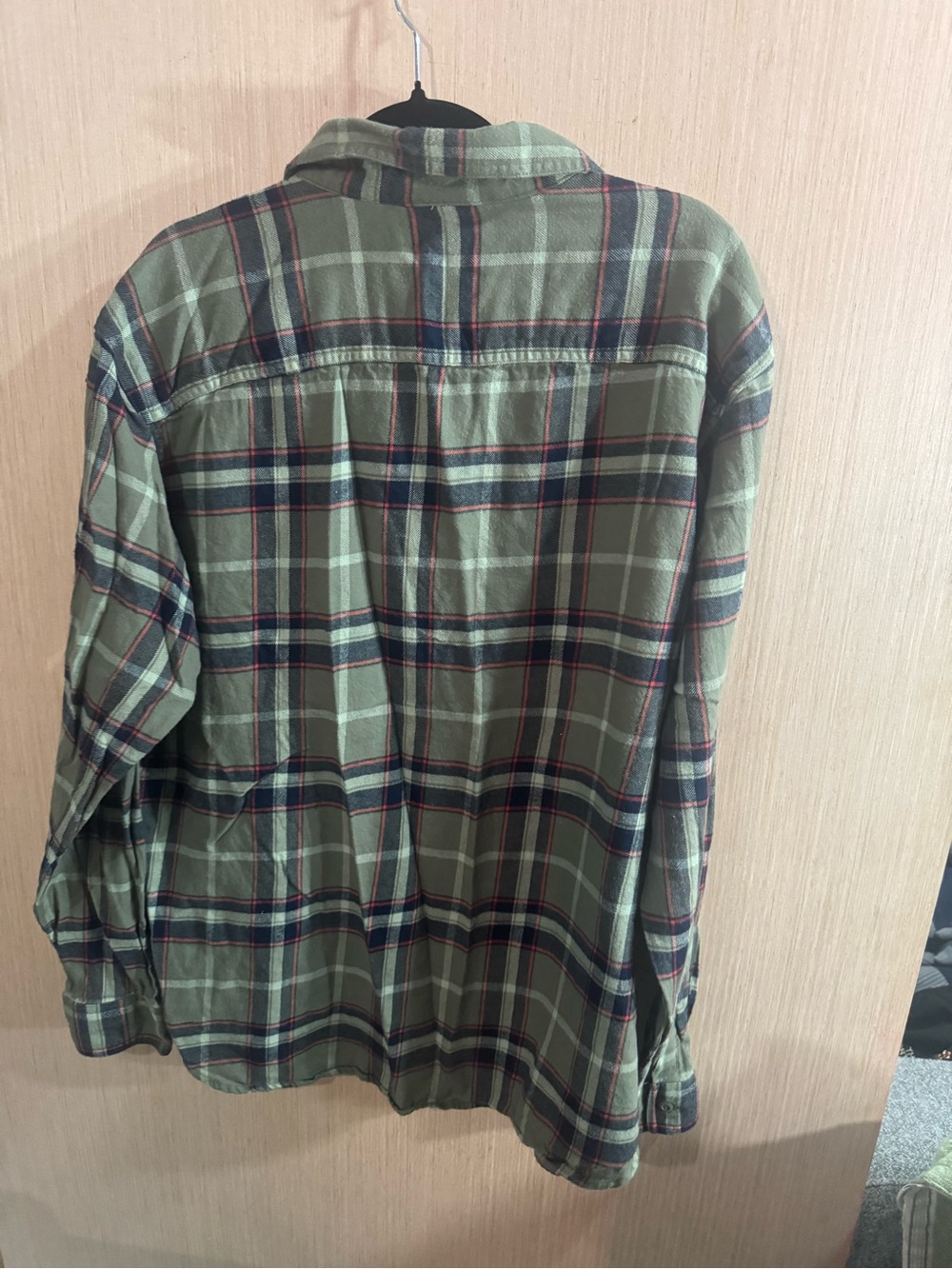 Columbia Green Plaid Flannel Shirt with Subtle Red Accents Size XL - Picture 4 of 5